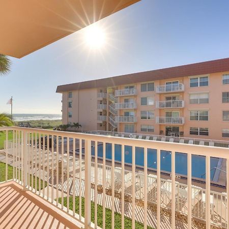 Central Cocoa Beach Condo With View, Steps To Beach! Exteriör bild