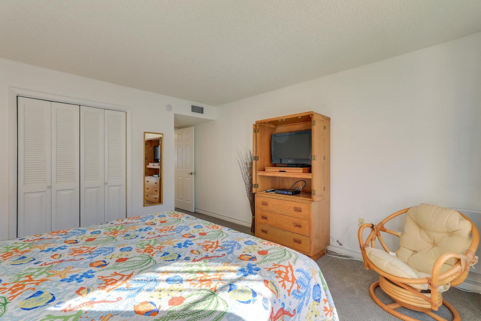 Central Cocoa Beach Condo With View, Steps To Beach! Exteriör bild